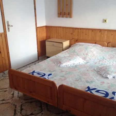 بيت ضيافة Central Guesthouse